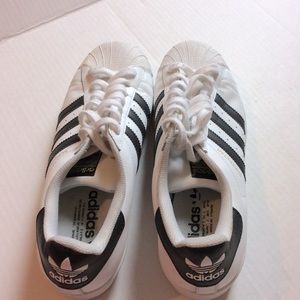 Women Adidas Superstar Shoes